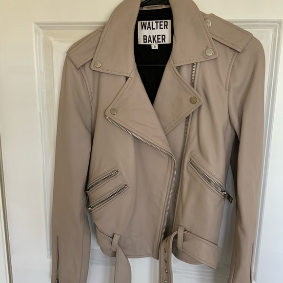 Walter Baker Women's Beige Leather Jacket - Picture 2 of 10